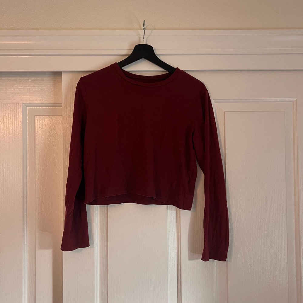 Wild Fable Burgundy Long Sleeve Tee